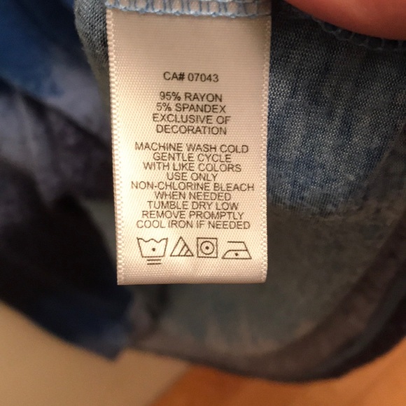 Ellen Tracy medium blue nightgown / chemise - Picture 3 of 4